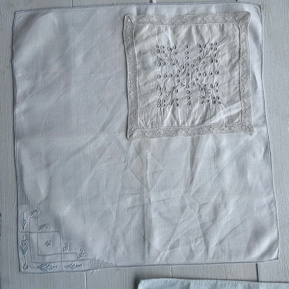 Vintage Embroidered Linen Lot 6 Cutwork Floral Table Linens Hankies